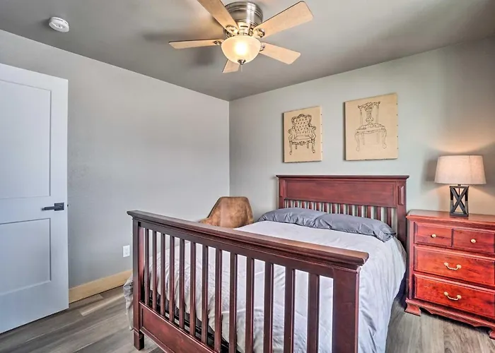 Casa vacanze Spacious W/ Mountain Views!