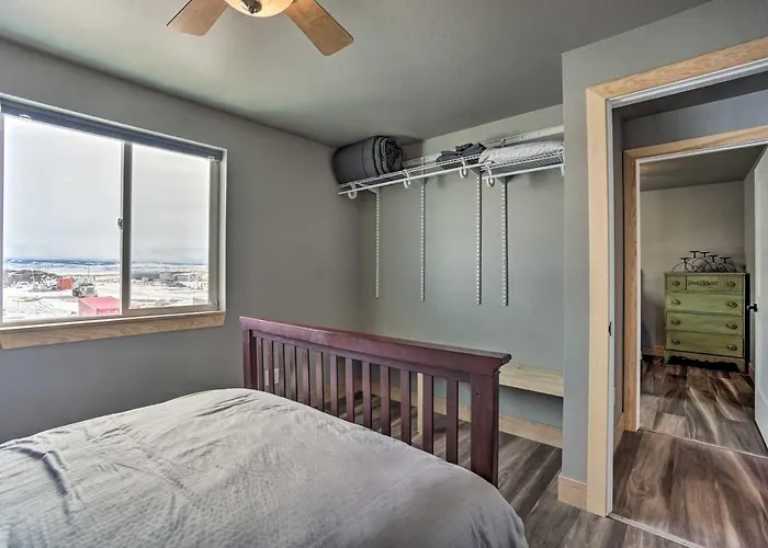 Spacious W/ Mountain Views! Casa vacanze *